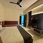 The Tripti Hotel & Banquets